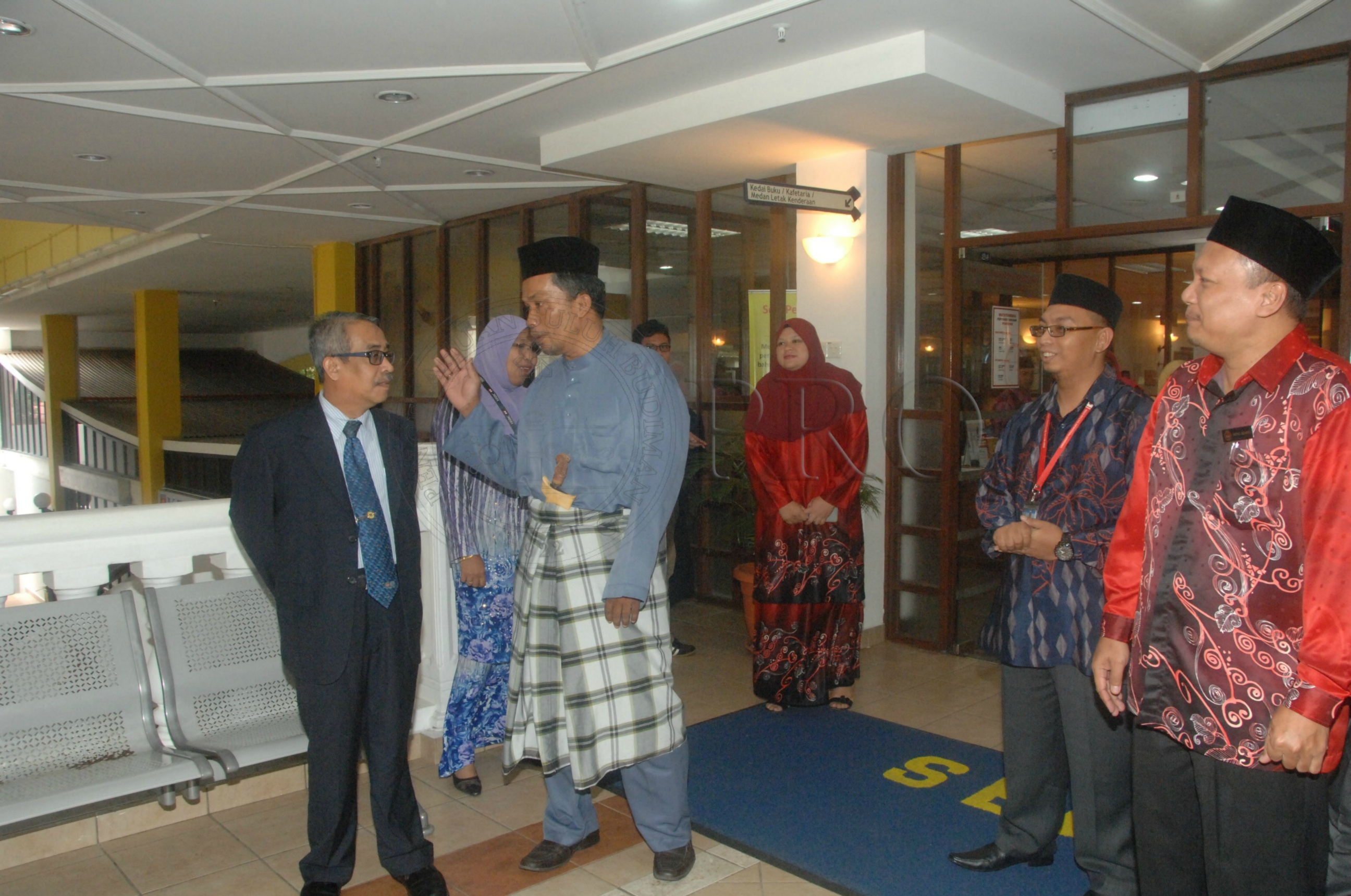 PRO 14 33 WACANA FBA 0006